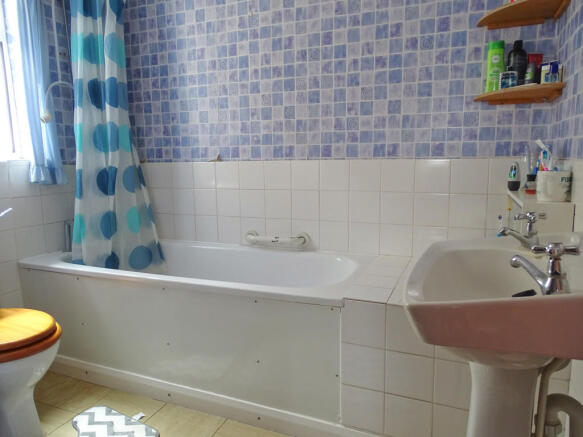 Photo 9