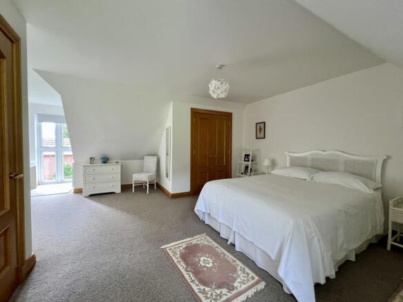 15 Templand, Crossmichael - Williamson and Henry