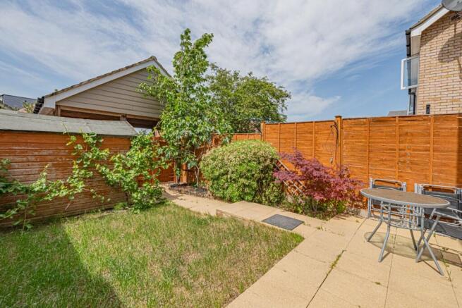 Beaufort Road, Upper Cambourne, Cambridge photo 4