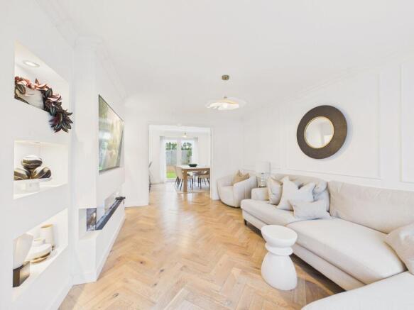 Saunton Gardens, The Fairways, NE23 photo 5