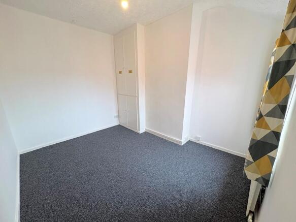 3 bed End of Terrace to rent Image 6