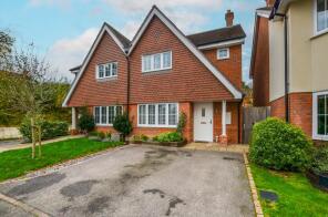 11, Bramley Avenue, Heathfield TN21 0FN