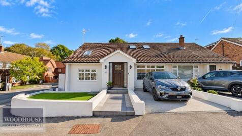 Bonney Grove, Goffs Oak, EN7