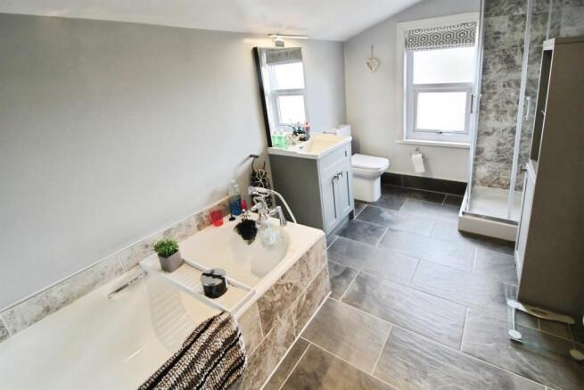 3 bed End of Terrace for sale Image 7