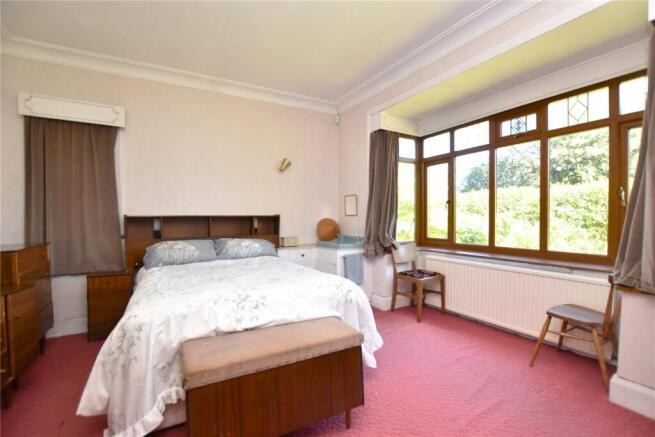 5 bed Bungalow for sale Image 6