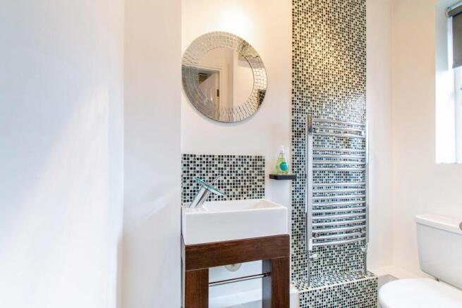 Cloakroom/Wc