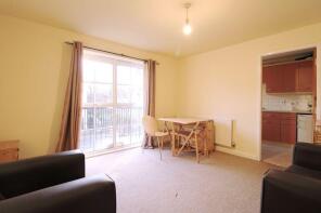 64, Peregrine Street, Manchester M15 5PU