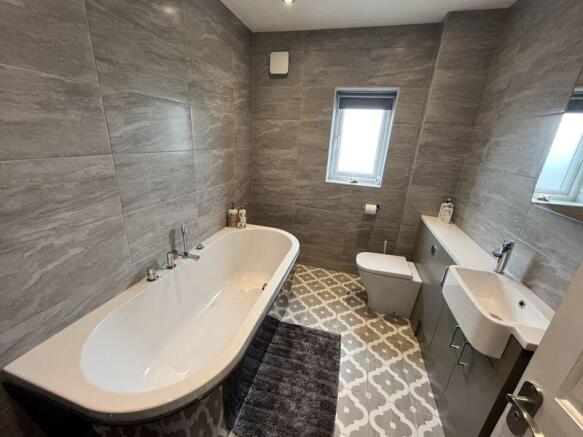4 bed Character Property for sale Image 12