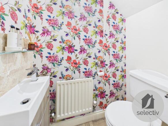 4 bed Detached for sale Image 10