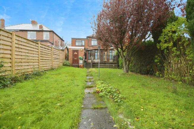 4 bed Semi-Detached for sale Image 6