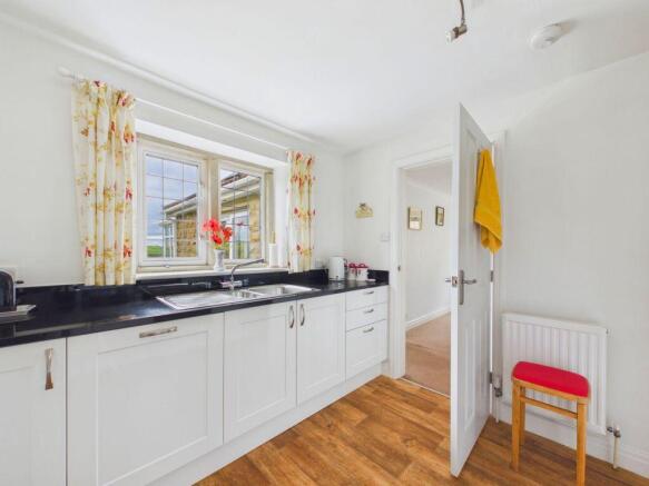 3 bed Detached Bungalow for sale Image 8