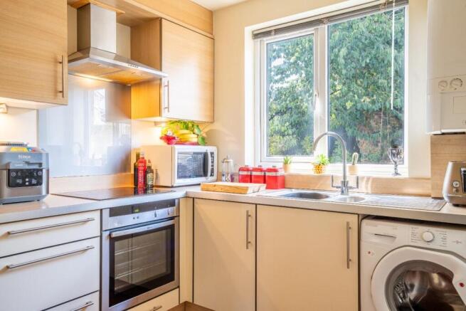 1 bed Apartment for sale Image 6