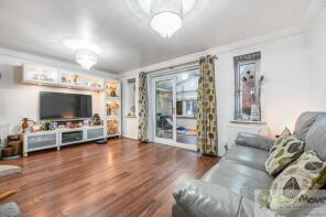 2, Royce Grove, Watford WD25 7GD