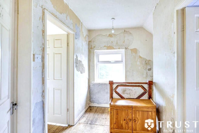 3 bed Semi-Detached for sale Image 11