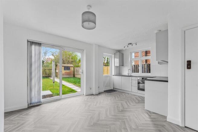 Kitchen / Dining Room