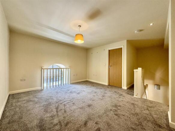 1 bed Character Property to rent Image 8