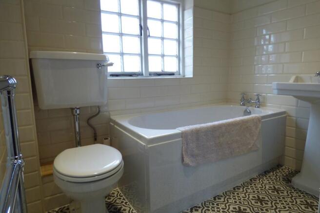 Photo 11