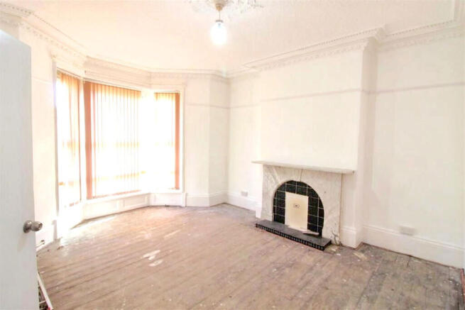 5 bed Terraced for sale Image 3