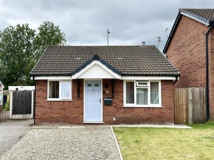 Dumers Close, Radcliffe, M26