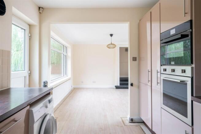 Kitchen-4.jpg
