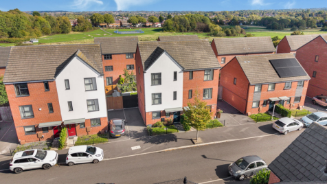 42 Turnstone Road, Walsall, WS3 1EQ