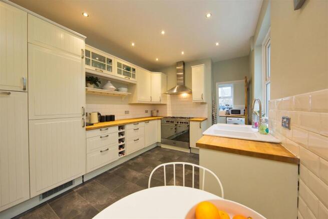 132 Moorland Rd 1365.jpg