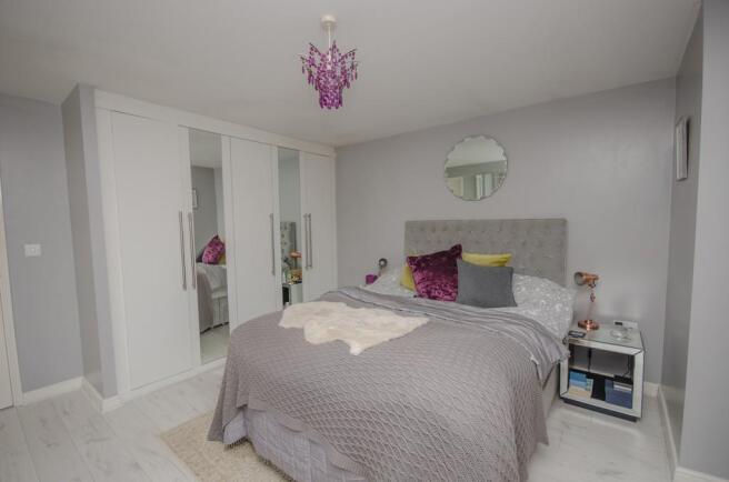 Bedroom one pic 2.jpg