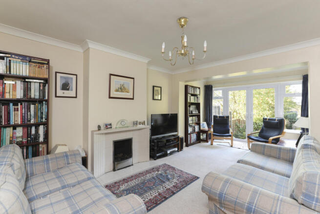 West Close 9