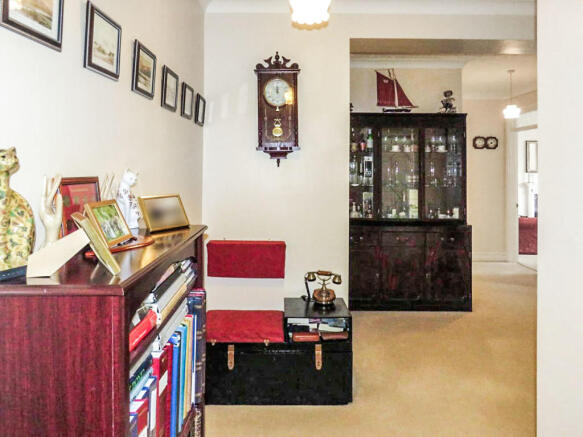Photo 6