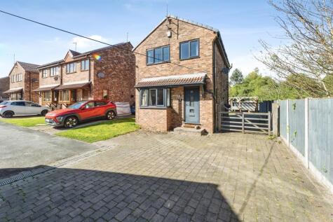 The Poplars, Knottingley