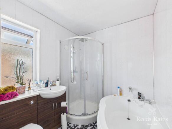 3 bed Semi-Detached for sale Image 12