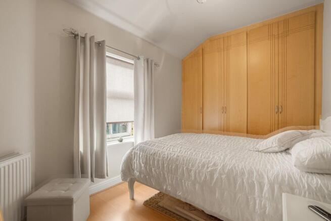 2 bed Terraced for sale Image 7