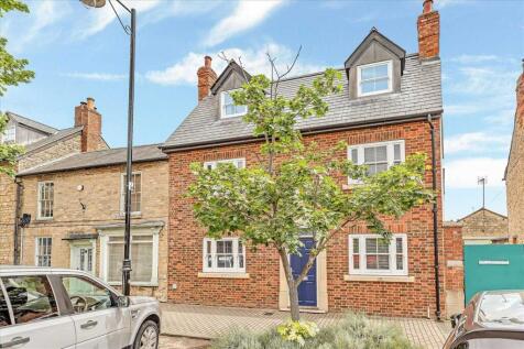 High Street, Olney