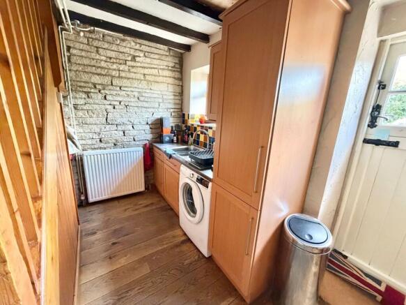 2 bed Terraced for sale Image 6
