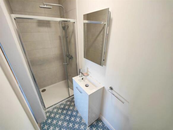 En Suite Shower Room