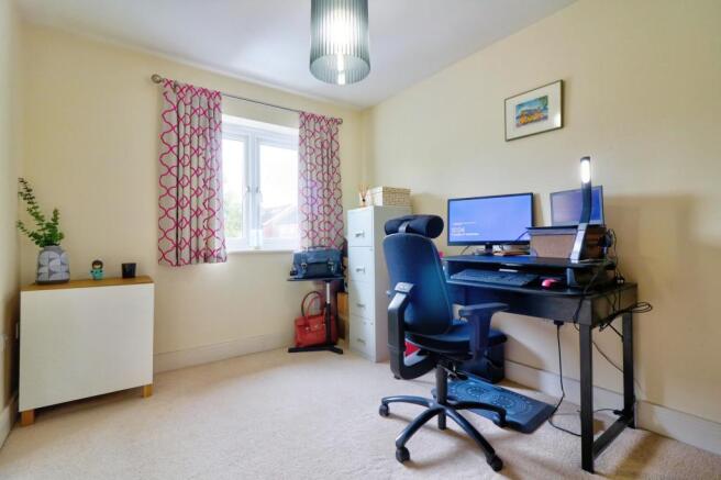 Bedroom/Study