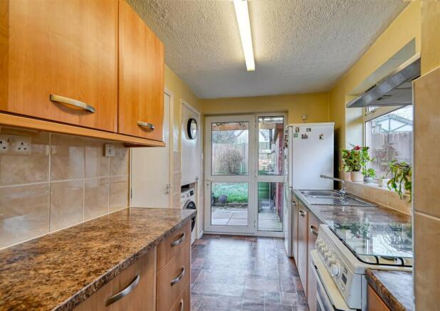 28 Greenfields Road-10.jpg