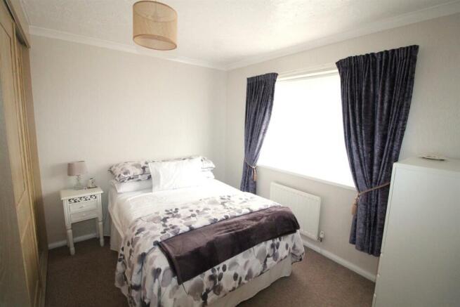 Bedroom 2.JPG