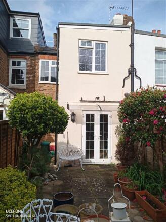 149 Linkfield Road Rear Garden.jpg