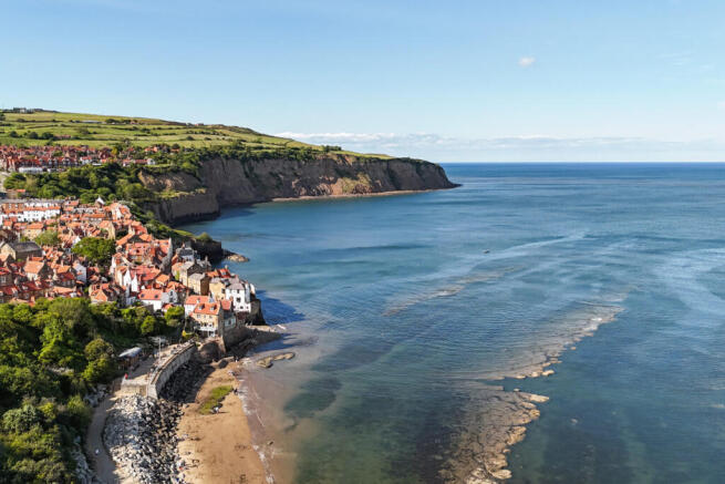 Beacholme, Robin Hood’s Bay, YO22 4SN photo 4