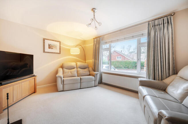 1395259-11-695fa9...