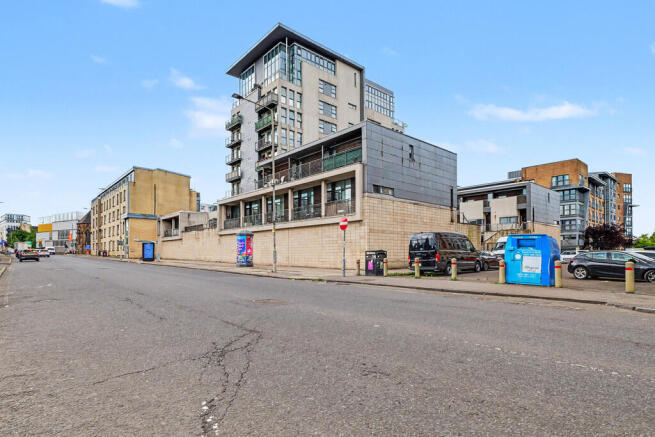 9 Muirhouse Stree...