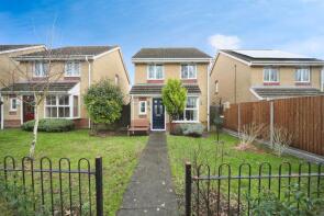 33, Farriers Way, Dunstable LU5 5FF