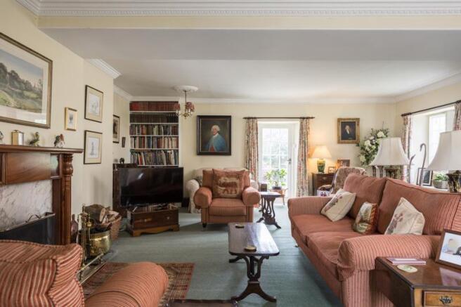 4 bed House for sale Image 7