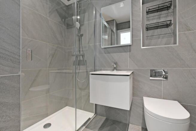 3 bed Penthouse to rent Image 8