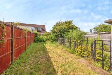 Padnell Avenue, Waterlooville, Hampshire, PO8