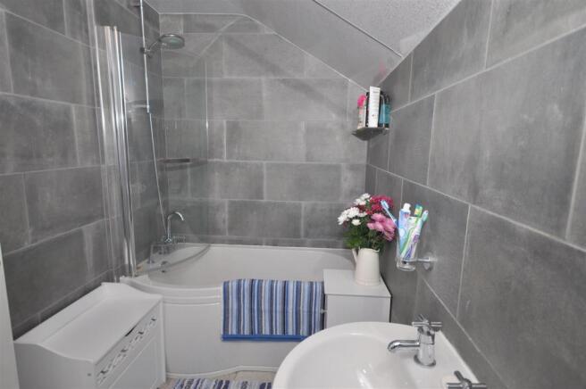 Contemporary Bathroom