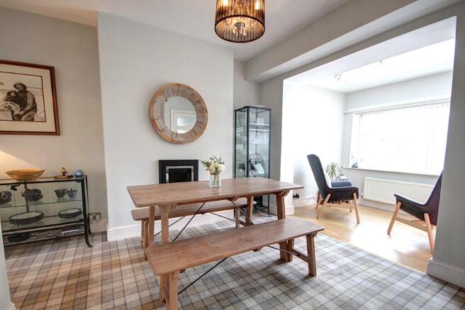3 bed Semi-Detached for sale Image 4