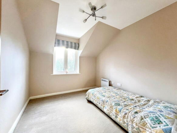 2 bed Apartment for sale Image 9