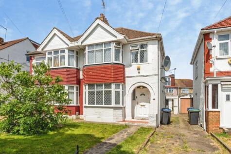 The Fairway, London, N13
